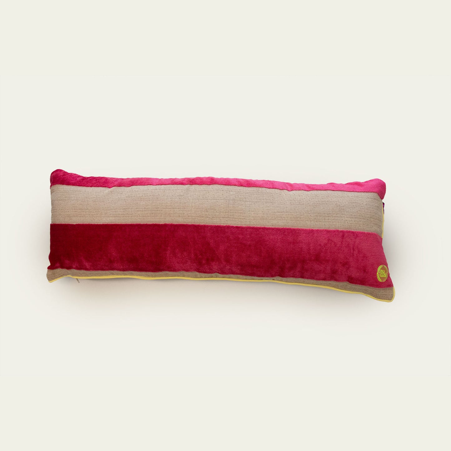 Sierkussen Little Purple Patch 60x33