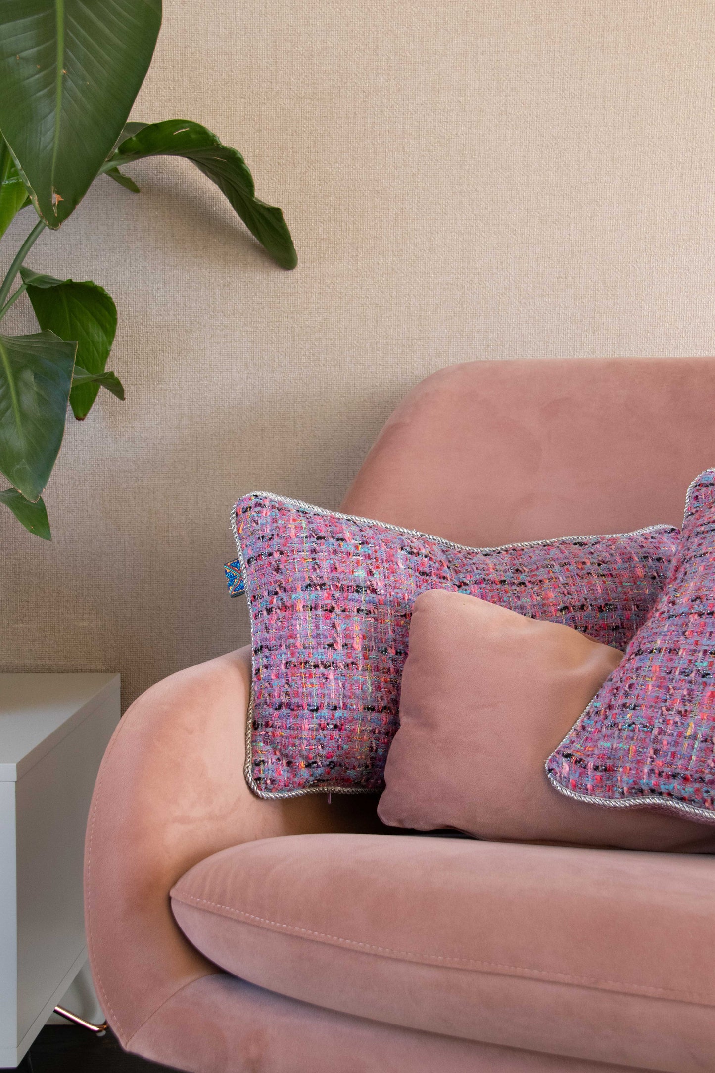 Luxe sierkussen Purple Bouclé 50x30