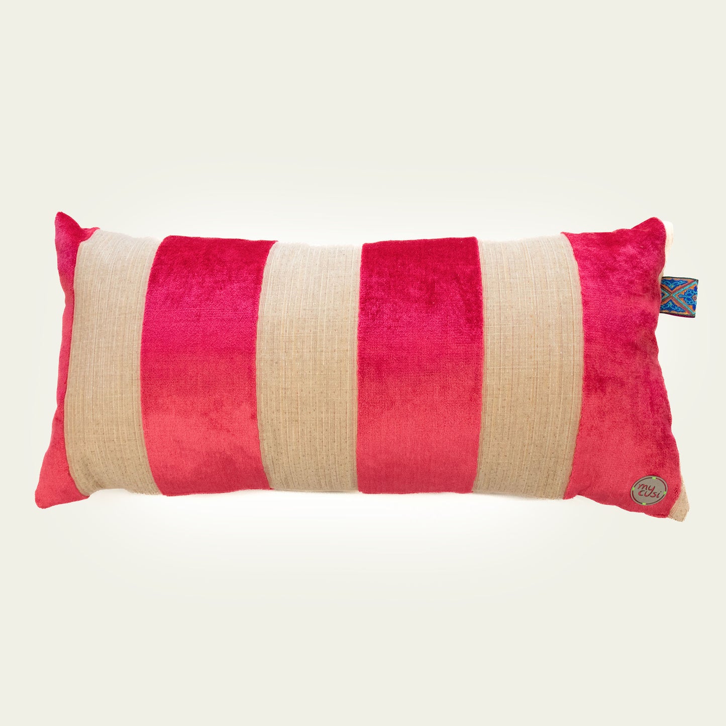Sierkussen Pink only 60x30
