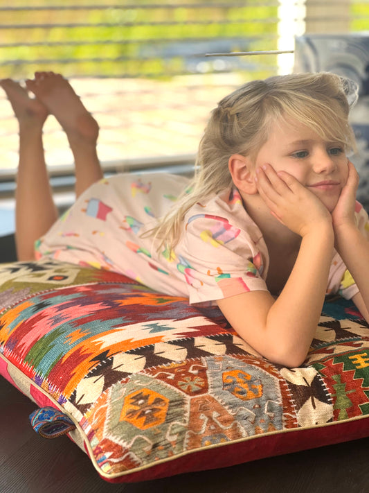 Vloerkussen Big Pink & Patch 70x70