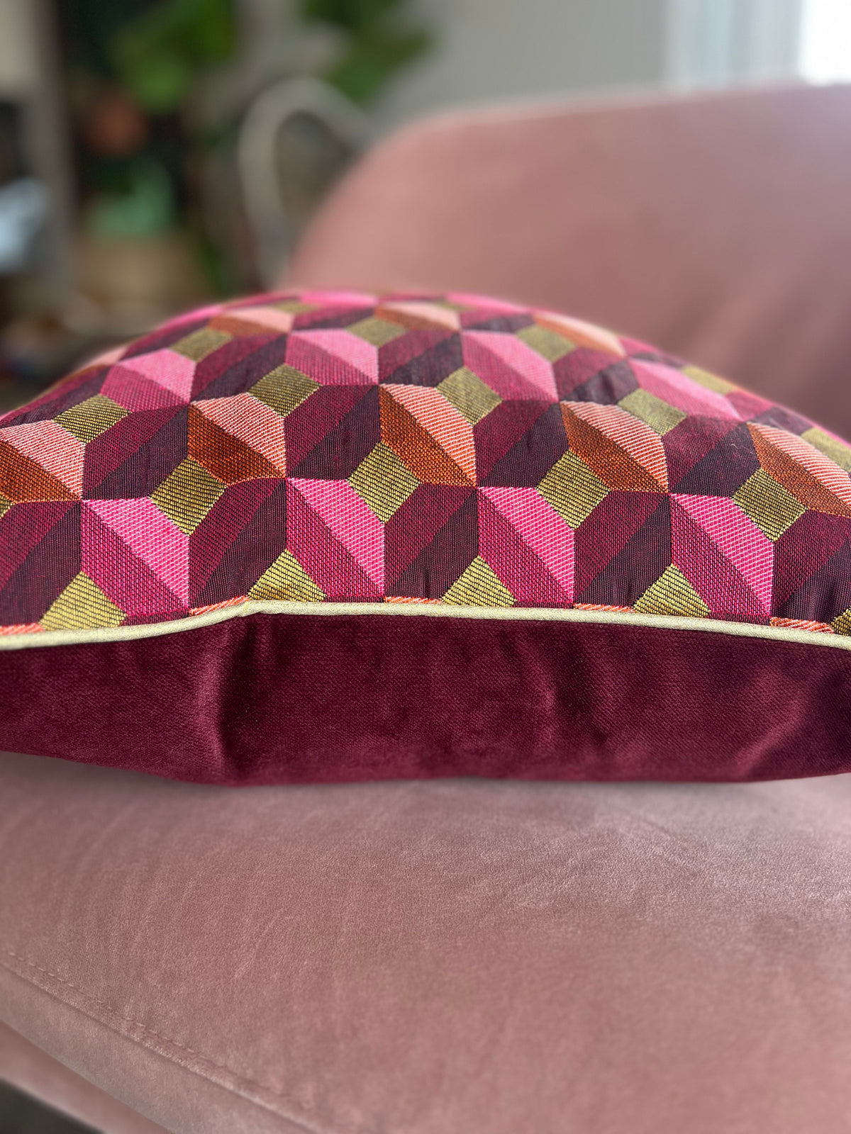 Sierkussen Paola pink 50x50