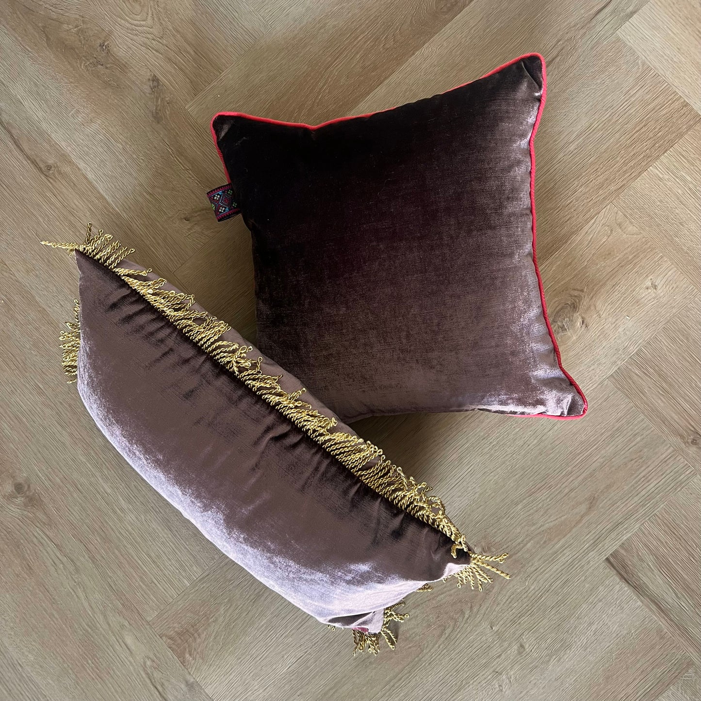 Sierkussen Royal velvet paars 50x30